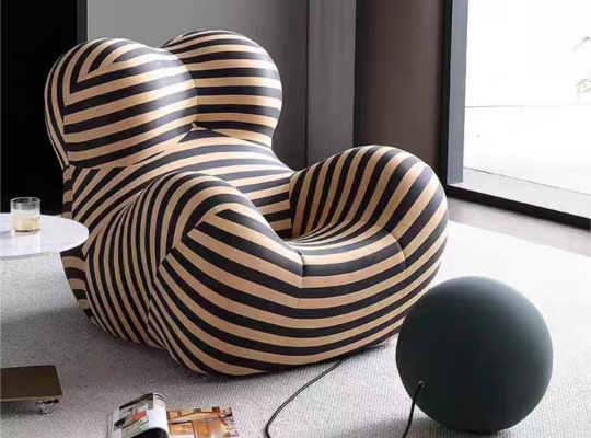 Ghế Thư Giãn Big Mama Lounge Chair – Điểm Nhấn Nghệ Thuật Cho Không Gian Sống Đẳng Cấp